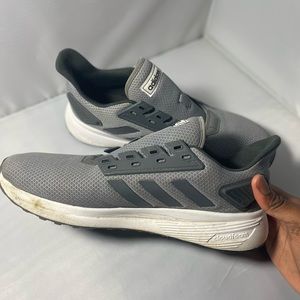 Adidas cloud foam shoes